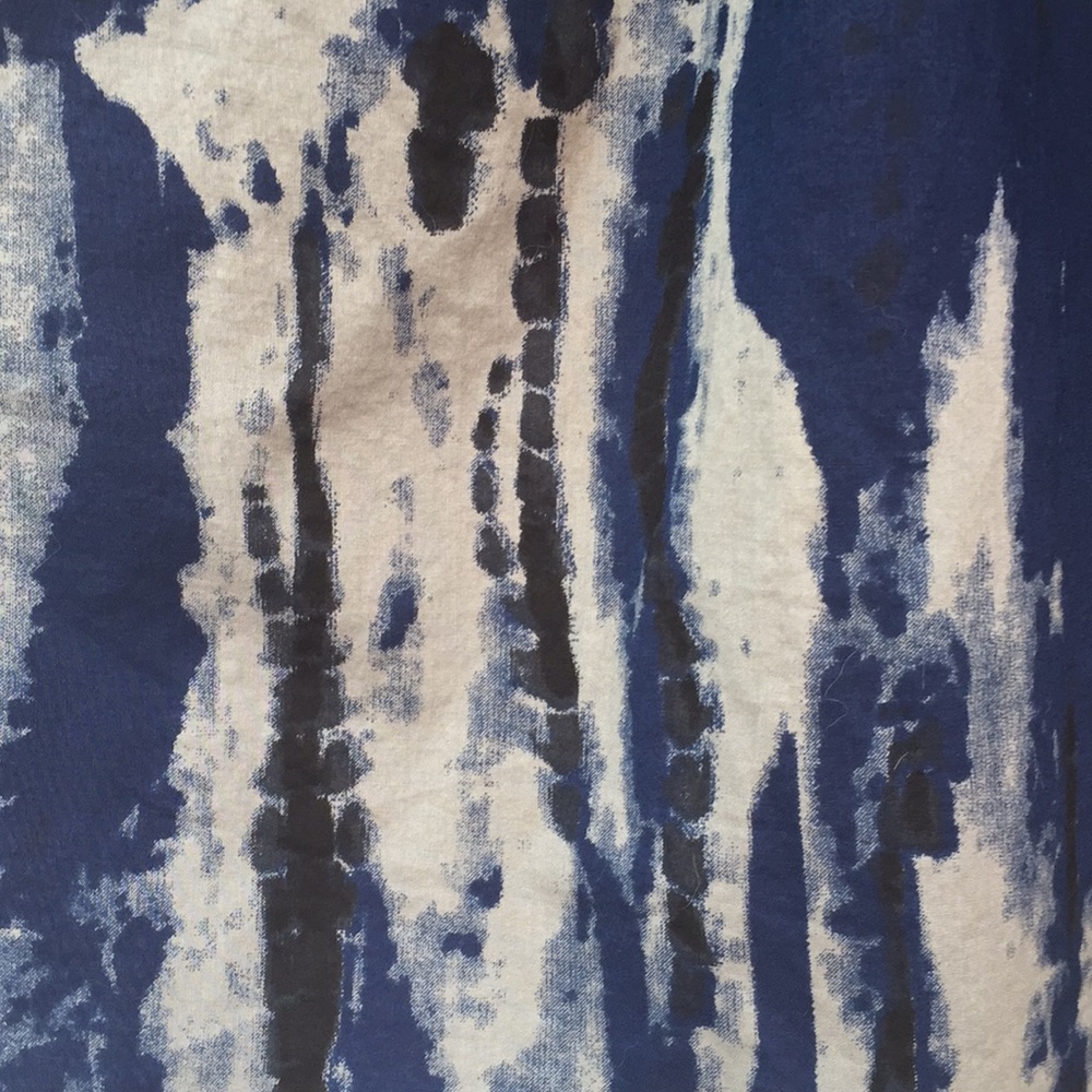 DONATED! Converse batik dyed dress - Picture 4 of 8